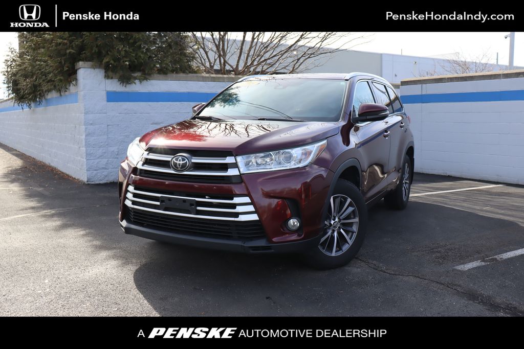 2018 Toyota Highlander XLE -
                Indianapolis, IN