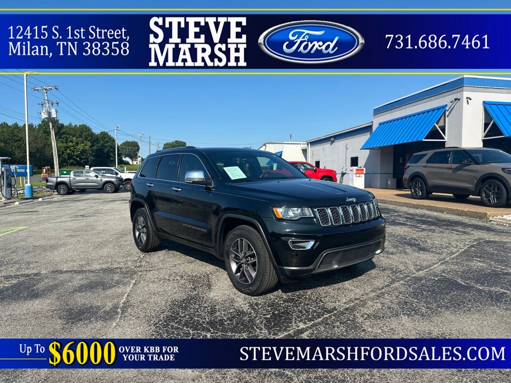 Diamond Black Crystal Pearlcoat 2018 Jeep Grand Cherokee SUV / Crossover 4X2 8-Speed Automatic