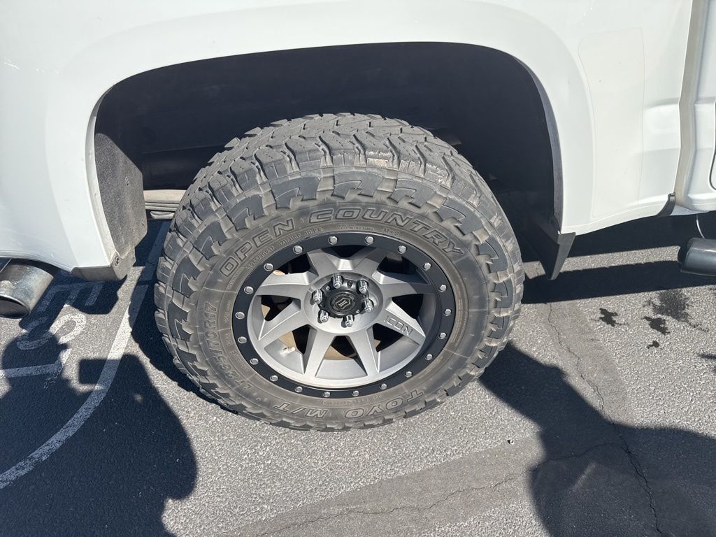 Thumbnail: 2015 GMC Canyon - 14