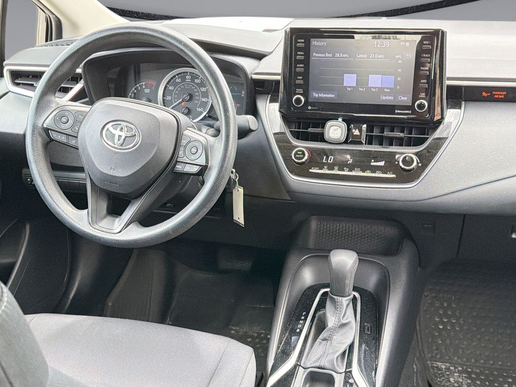 Thumbnail: 2022 Toyota Corolla - 18