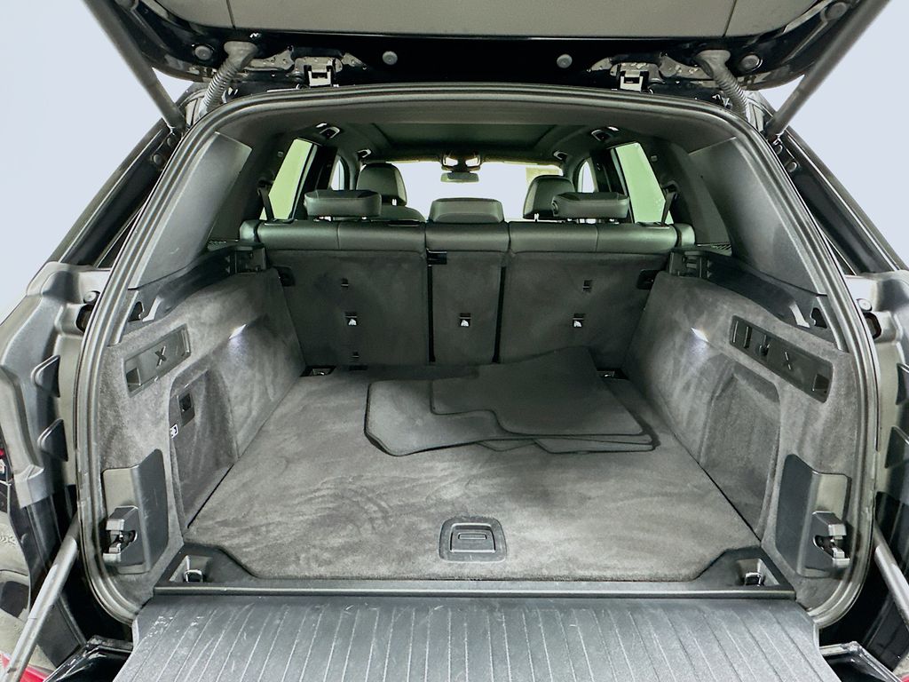 Thumbnail: 2025 BMW X5 - 26