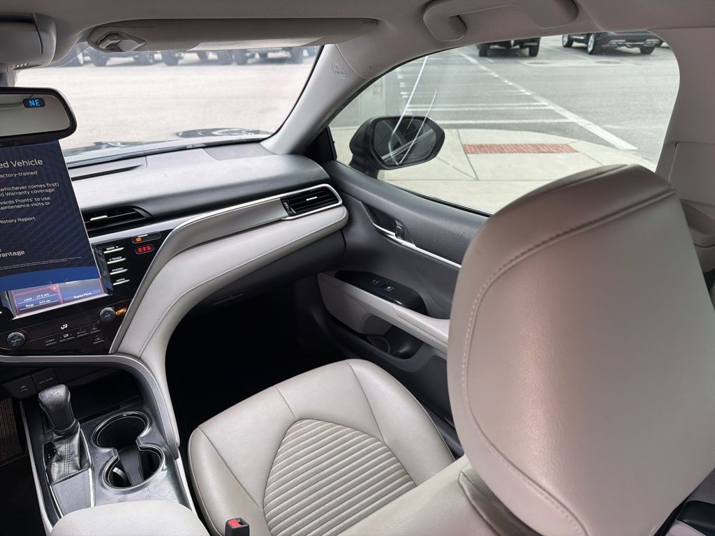 2018 Toyota Camry SE