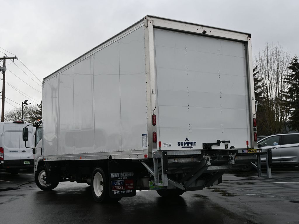 2024 Isuzu NRR 