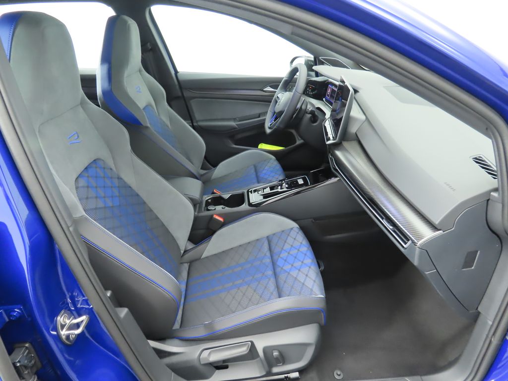 Thumbnail: 2025 Volkswagen Golf - 20