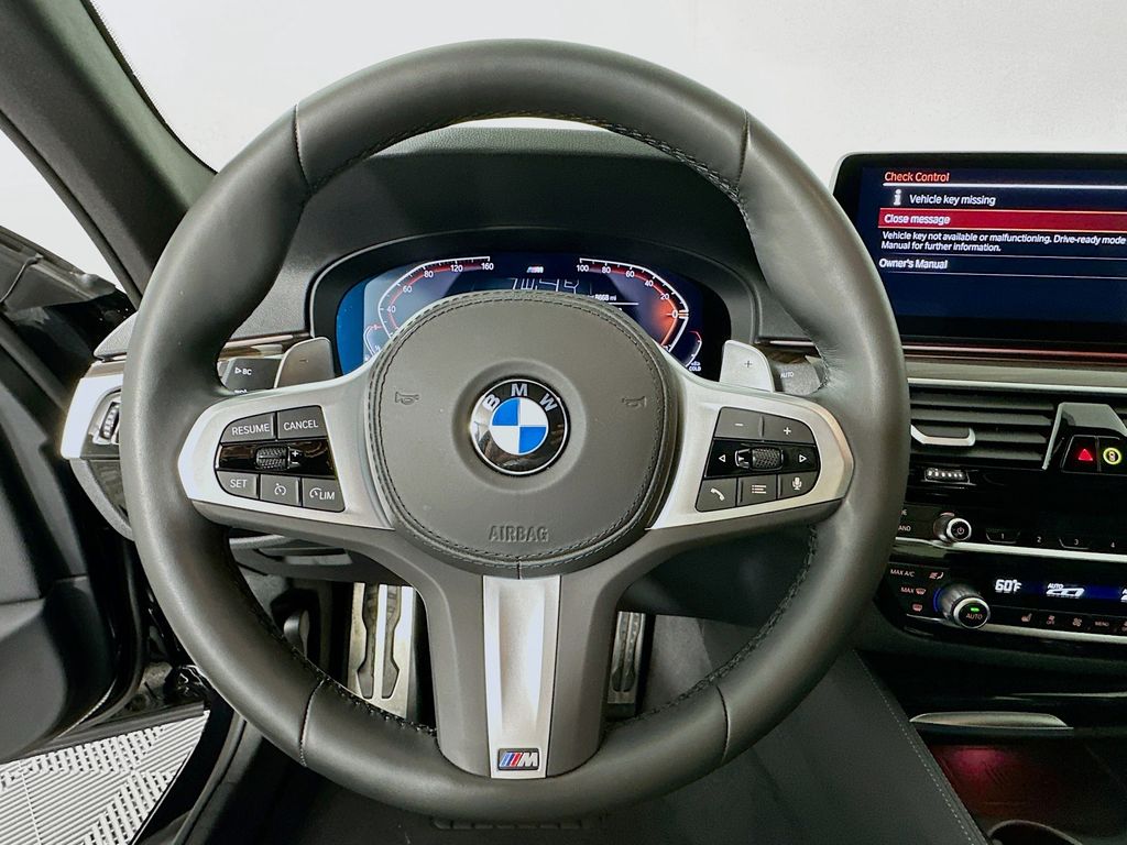 Thumbnail: 2023 BMW 5 Series - 11