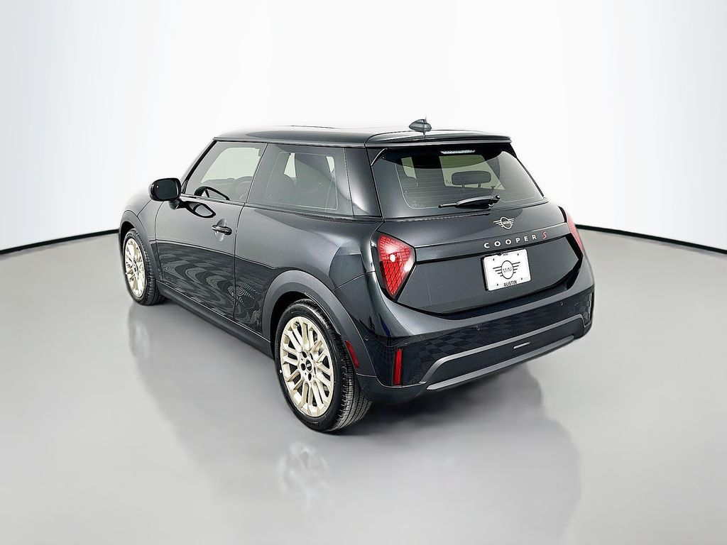 2025 MINI Cooper S 7