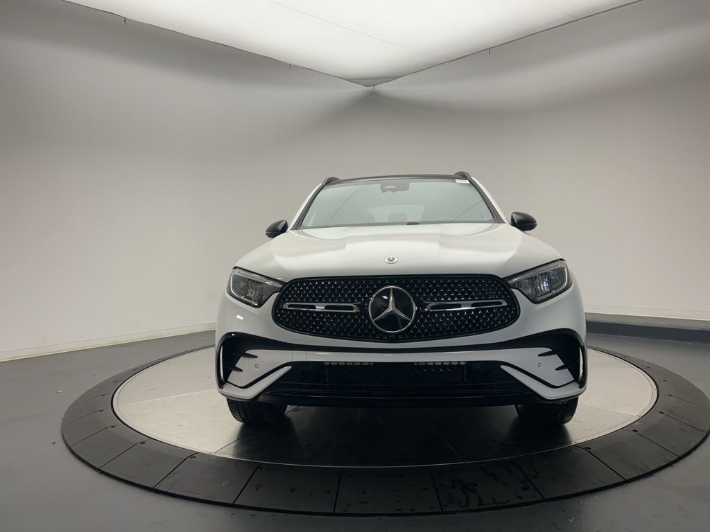 Thumbnail: 2026 Mercedes-Benz GLC - 2
