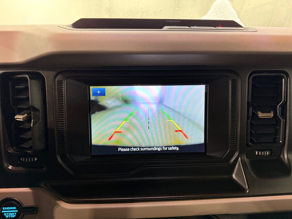 Thumbnail: 2022 Ford Bronco - 17