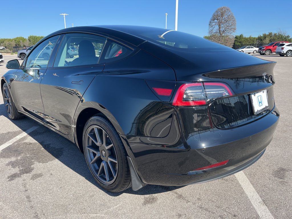 Thumbnail: 2022 Tesla Model 3 - 6