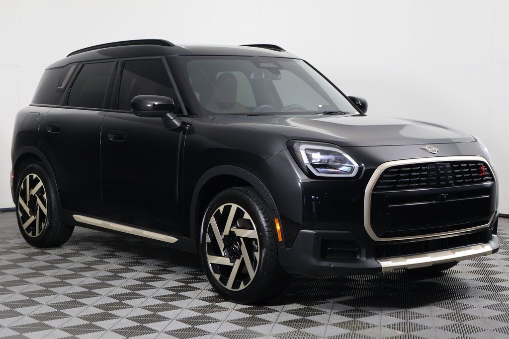 Thumbnail: 2025 MINI Cooper Countryman - 3