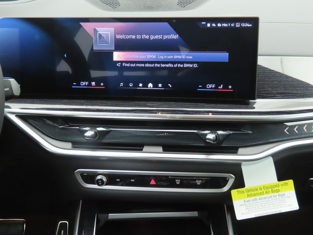 Thumbnail: 2026 BMW X7 - 14