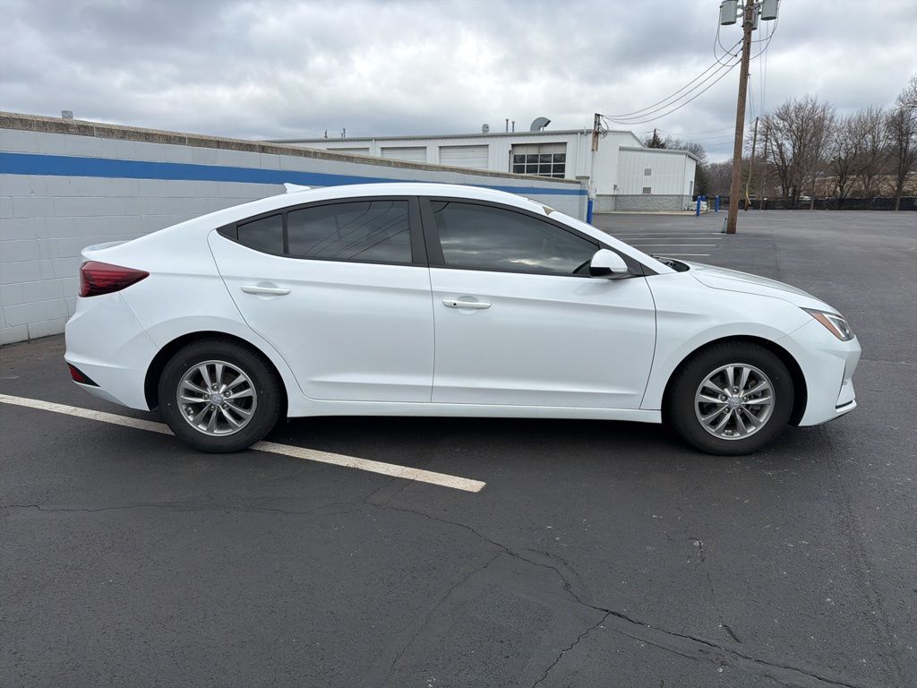 Thumbnail: 2019 Hyundai Elantra - 6