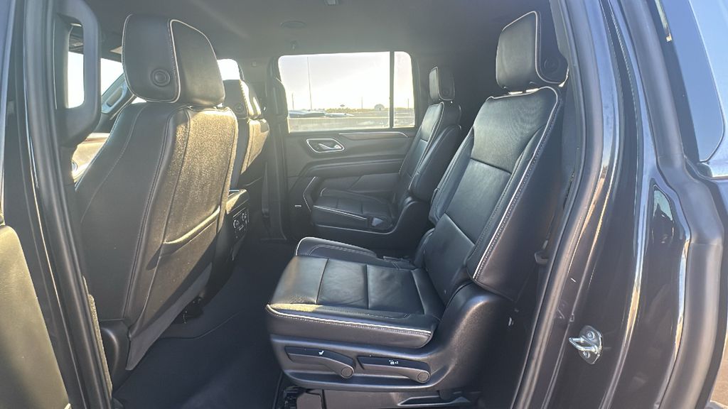 2023 Chevrolet Suburban Premier Gray at Baytown Hyundai