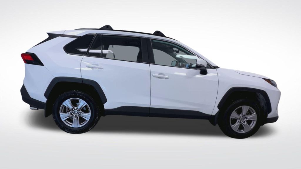 2023 Toyota RAV4 XLE - Photo 22