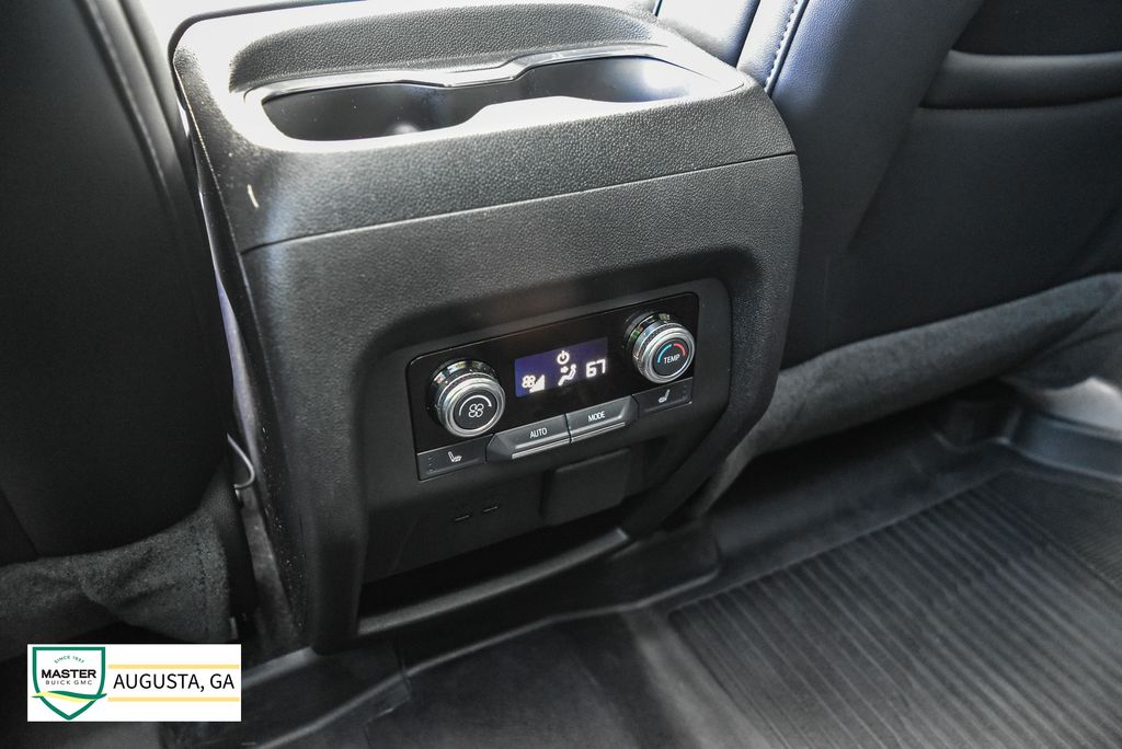 Used 2025 GMC Acadia SUV