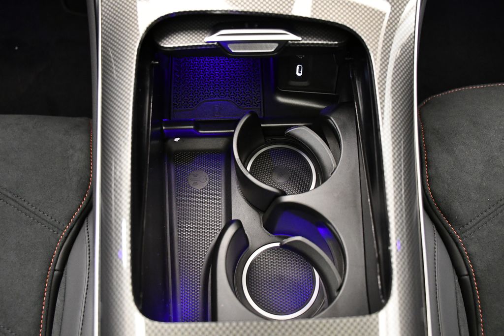 Thumbnail: 2025 Mercedes-Benz GLC - 30