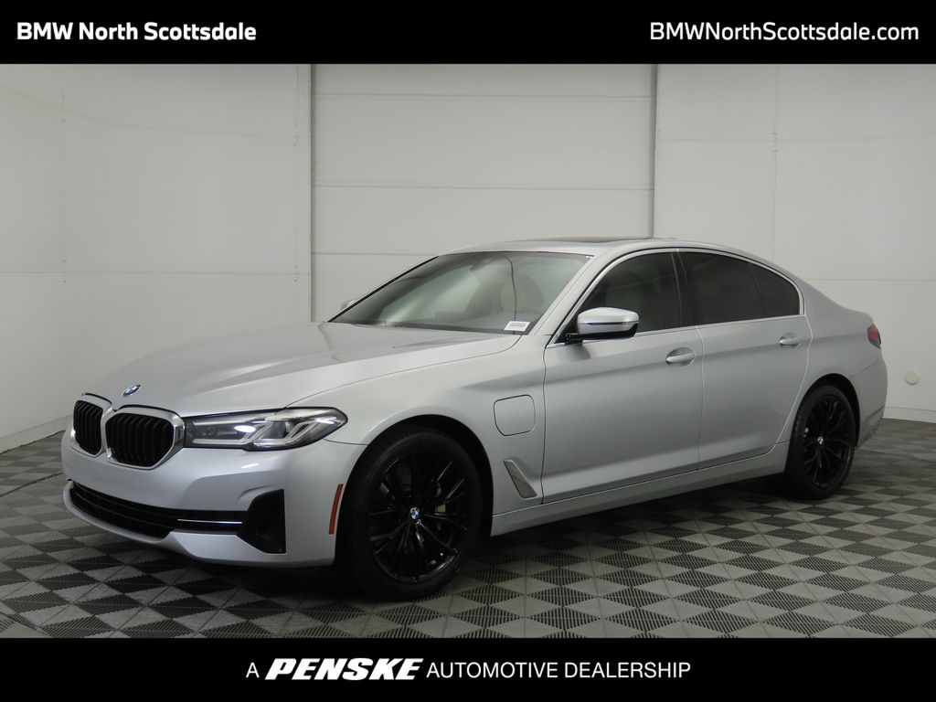 Thumbnail: 2021 BMW 5 Series - 1