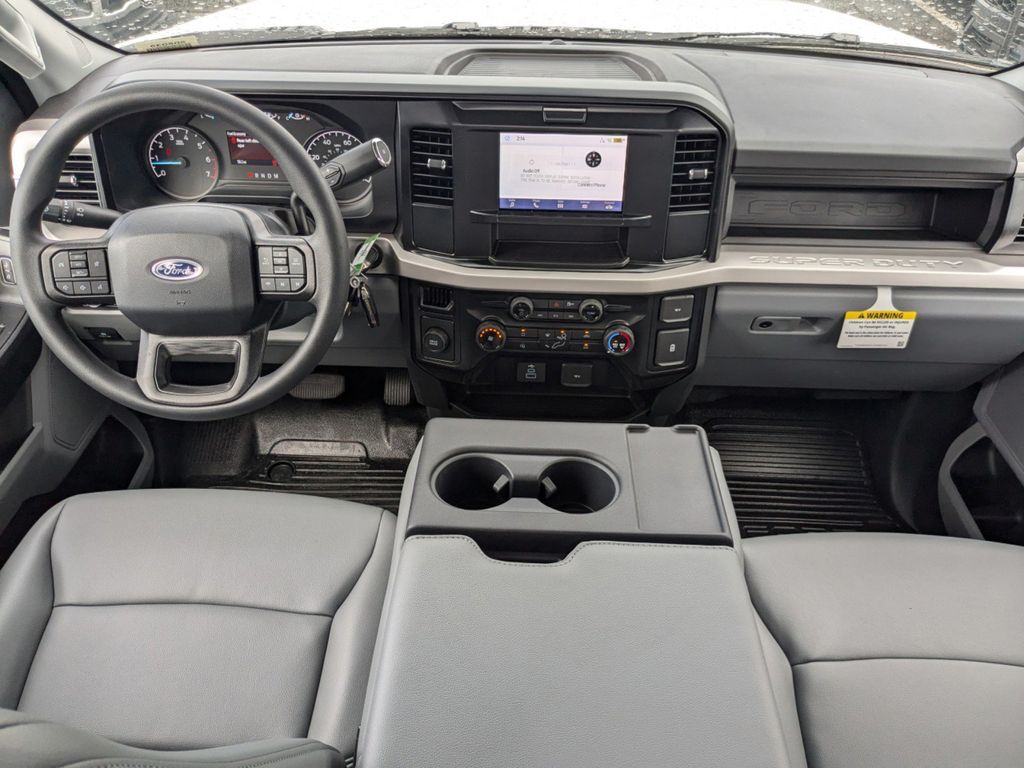 2025 Ford F-250 Super Duty XL