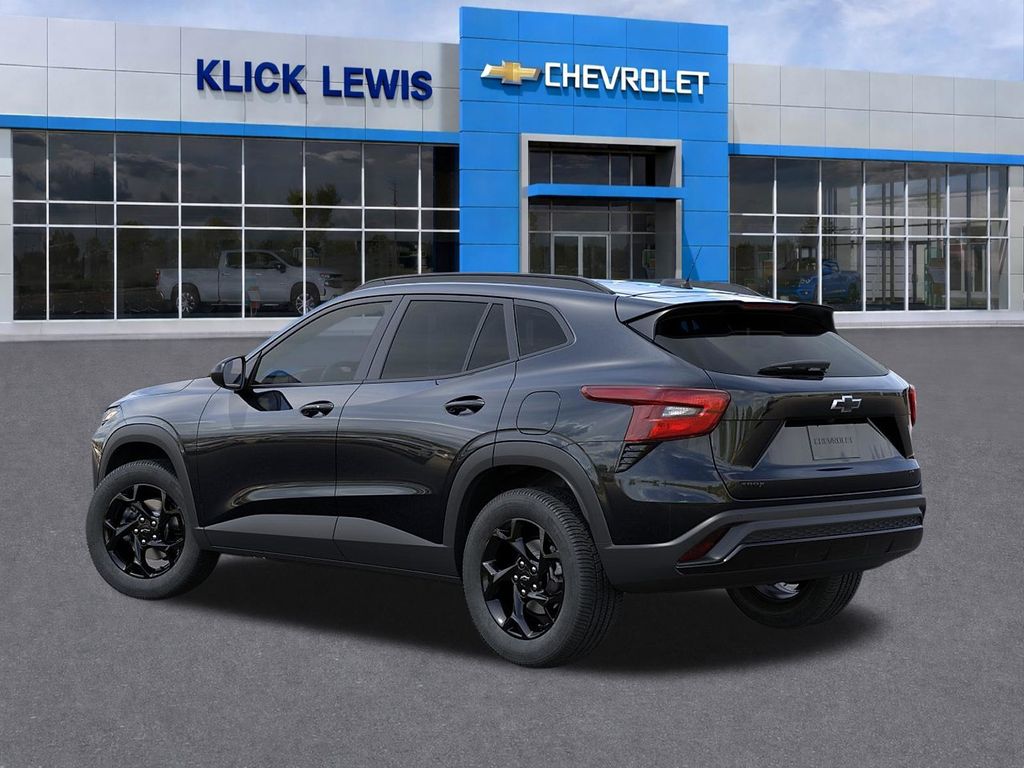 2026 Chevrolet Trax LT Black at Klick Lewis Buick Chevrolet