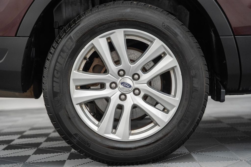 FordExplorer16