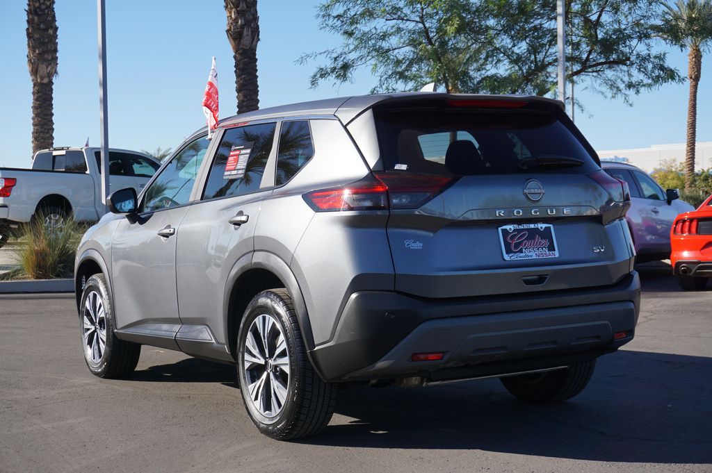 2023 Nissan Rogue SV 3