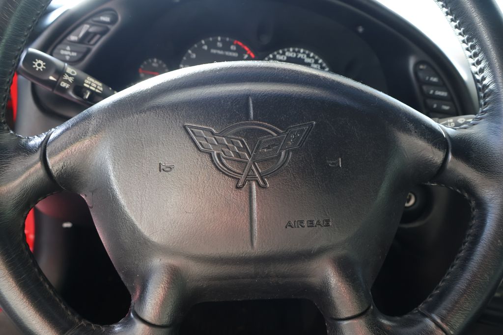 Thumbnail: 2001 Chevrolet Corvette - 19