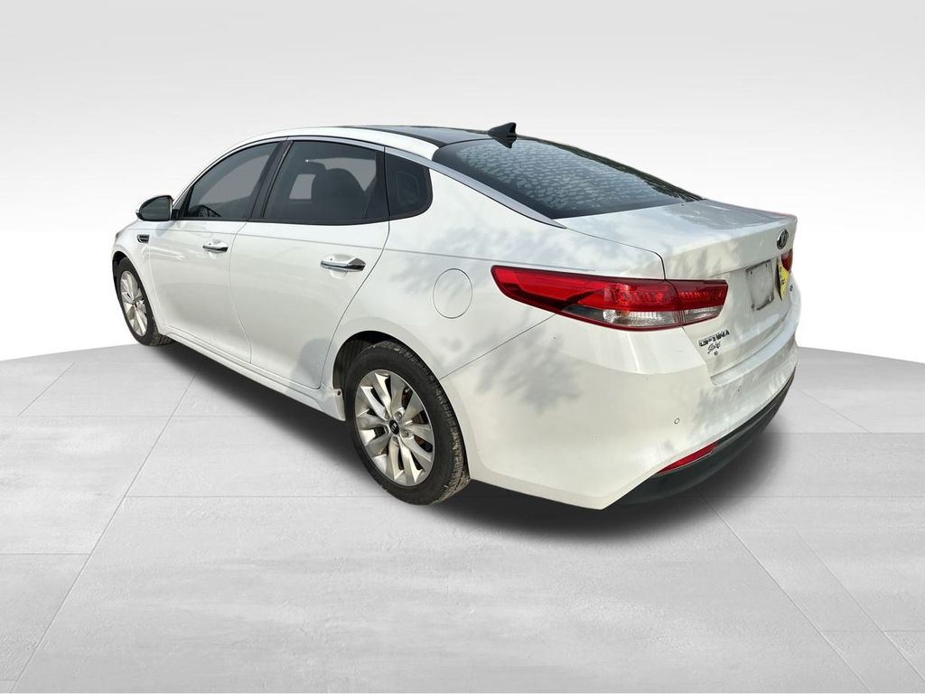 2016 Snow White Pearl Kia Optima EX FWD Sedan