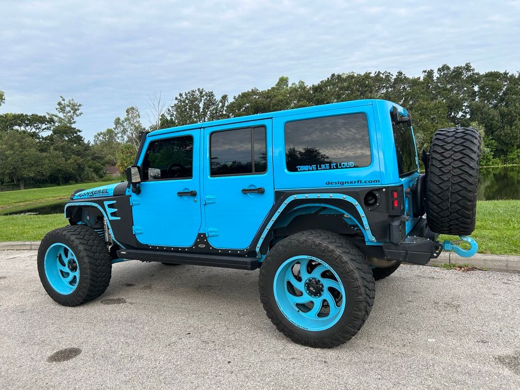 Thumbnail: 2017 Jeep Wrangler - 3
