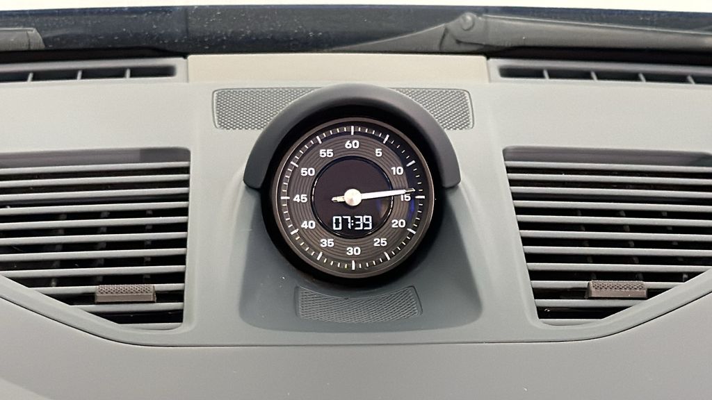2024 Porsche 911 Carrera 4S 32