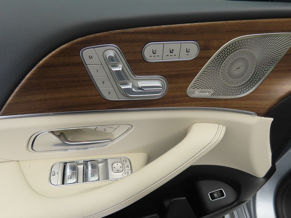 Thumbnail: 2026 Mercedes-Benz GLE - 23