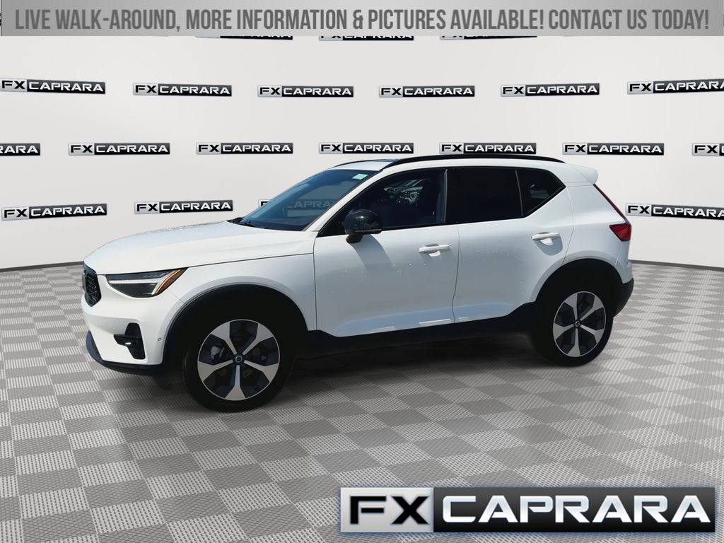 Used 2026 Volvo XC40 SUV