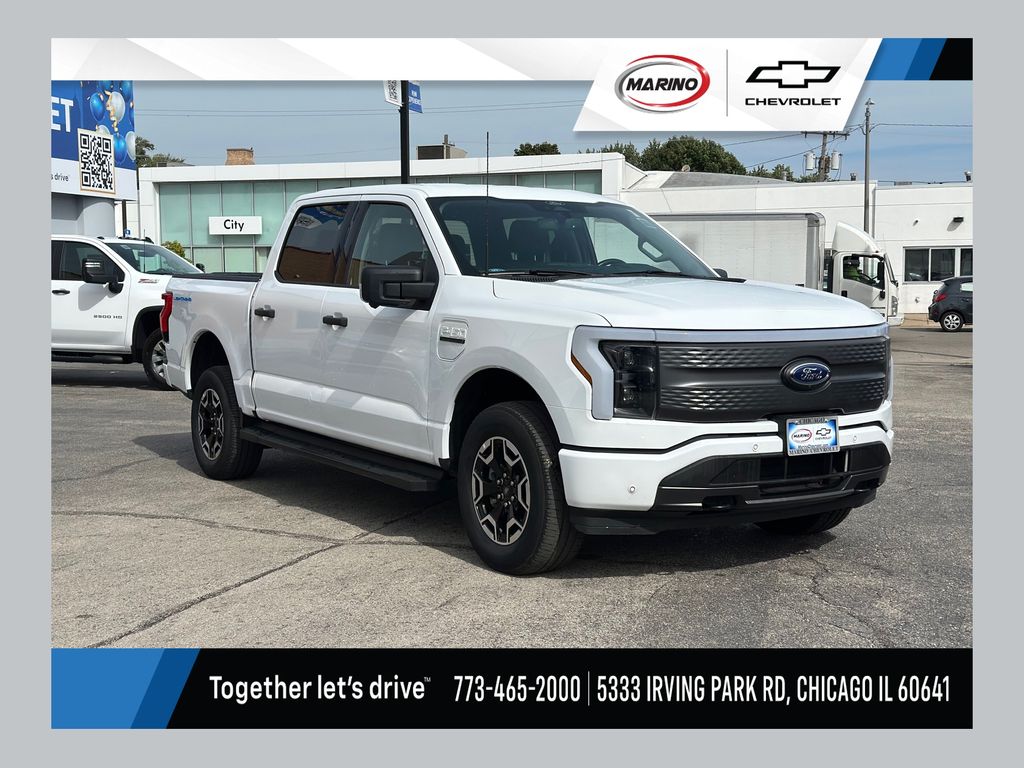 2022 Ford F-150 Lightning XLT SuperCrew AWD