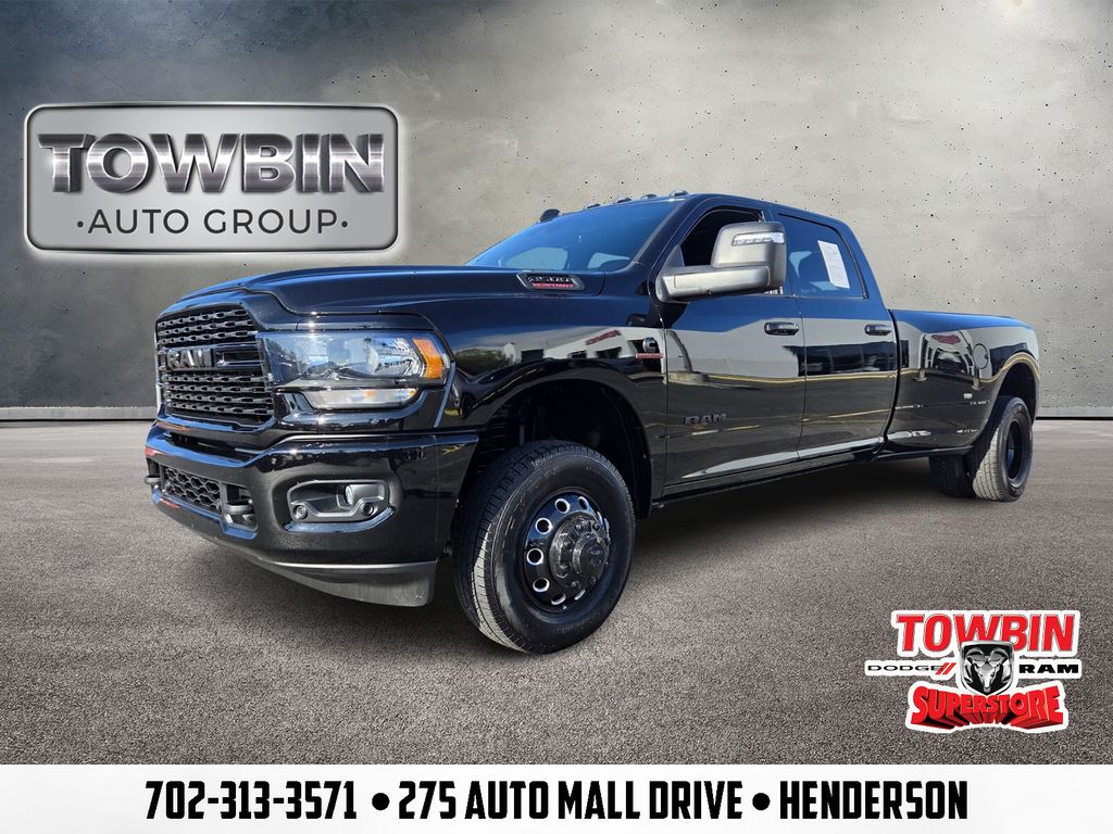 Diamond Black Crystal Pearlcoat 2024 RAM 3500 Big Horn Crew Cab LB DRW 4WD Pickup Truck Four-Wheel Drive 6-Speed Automatic