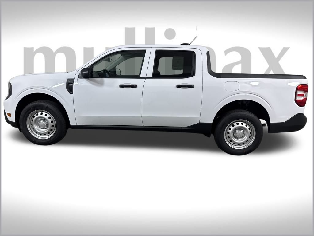 2025 Ford Maverick XL photo 2