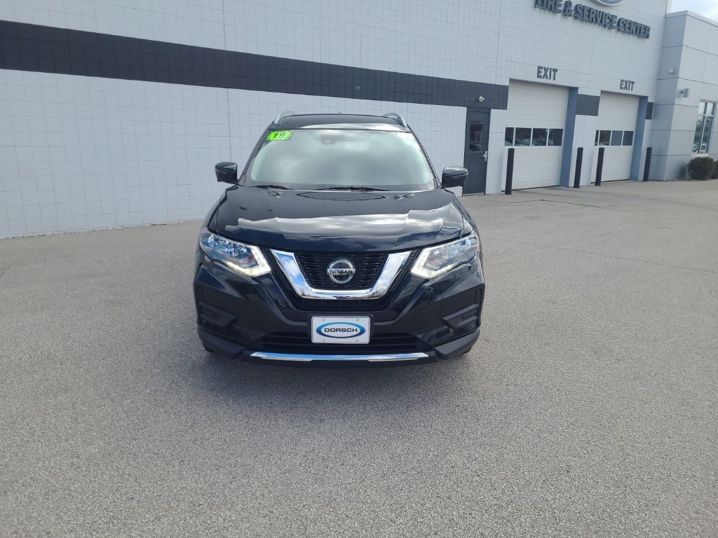 used 2019 Nissan Rogue car, priced at $17,916