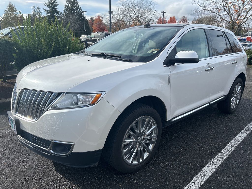 2011 Lincoln MKX Base