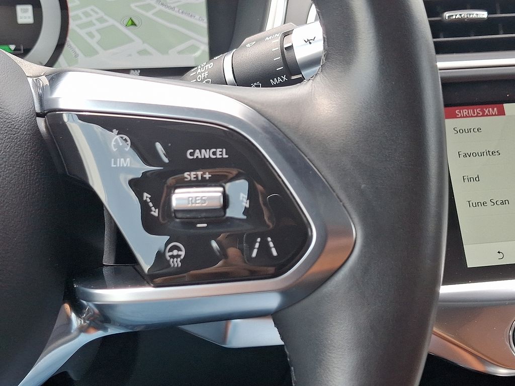Thumbnail: 2020 Jaguar I-Pace - 27