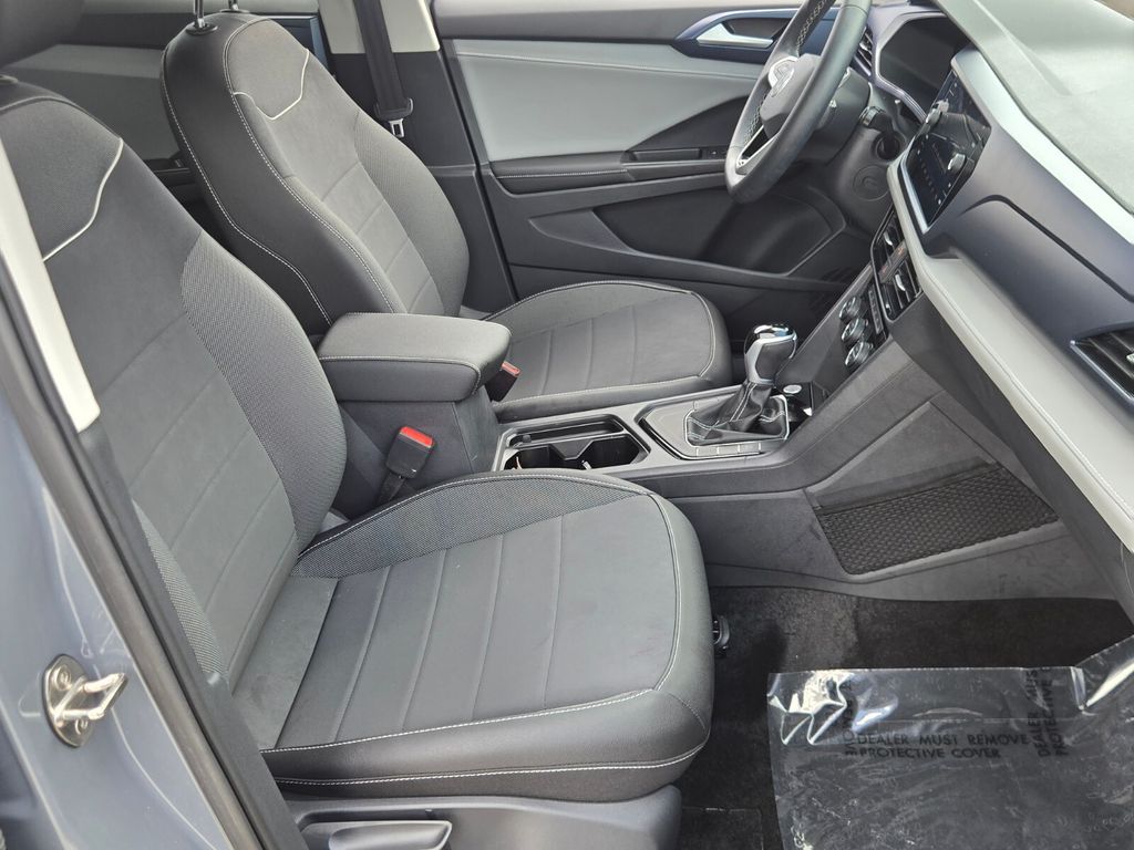 2024 Volkswagen Taos - $21,685