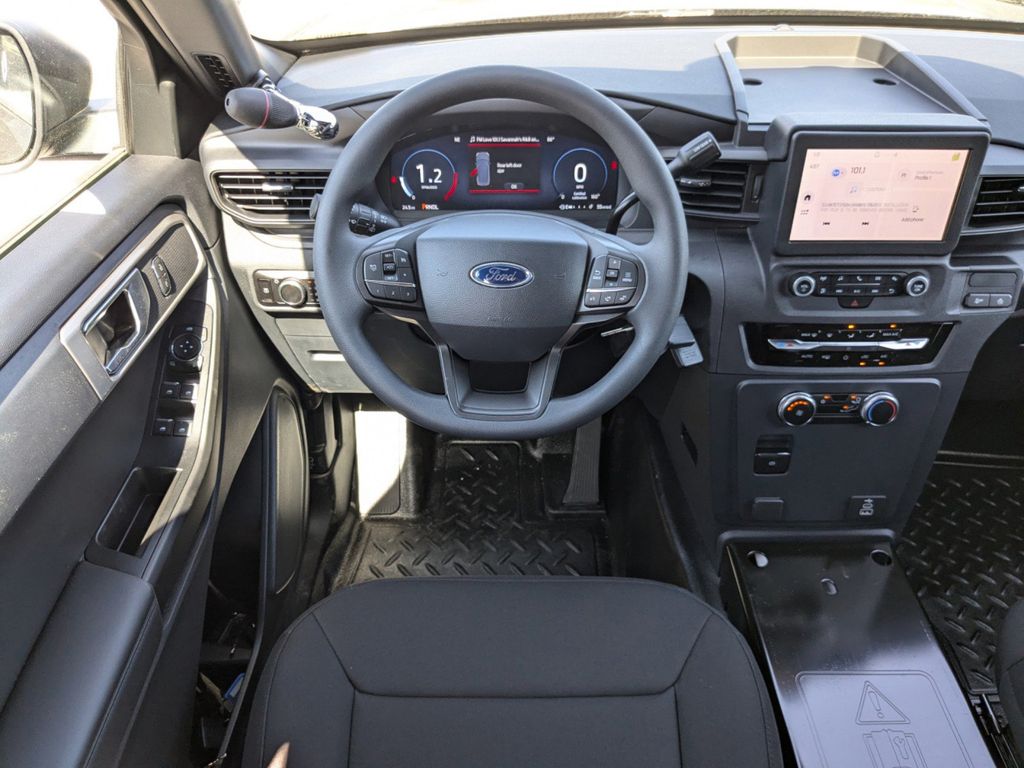 2025 Ford Police Interceptor Utility 