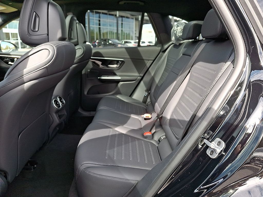 Thumbnail: 2026 Mercedes-Benz GLC - 6