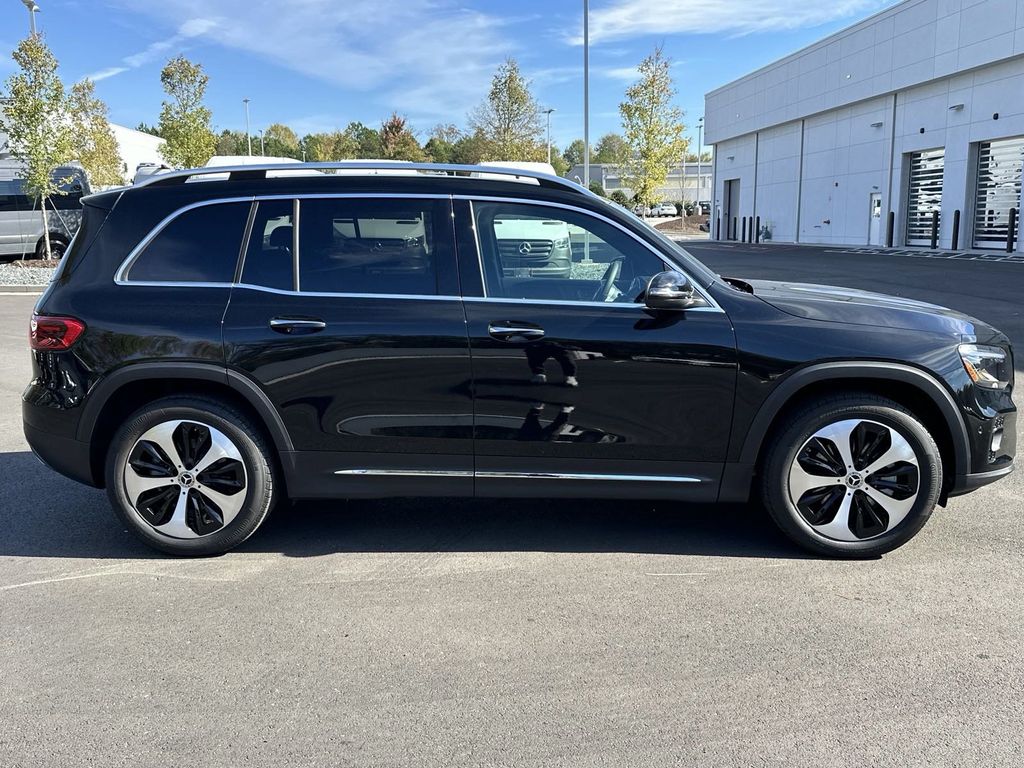 2024 Mercedes-Benz GLB GLB 250 8