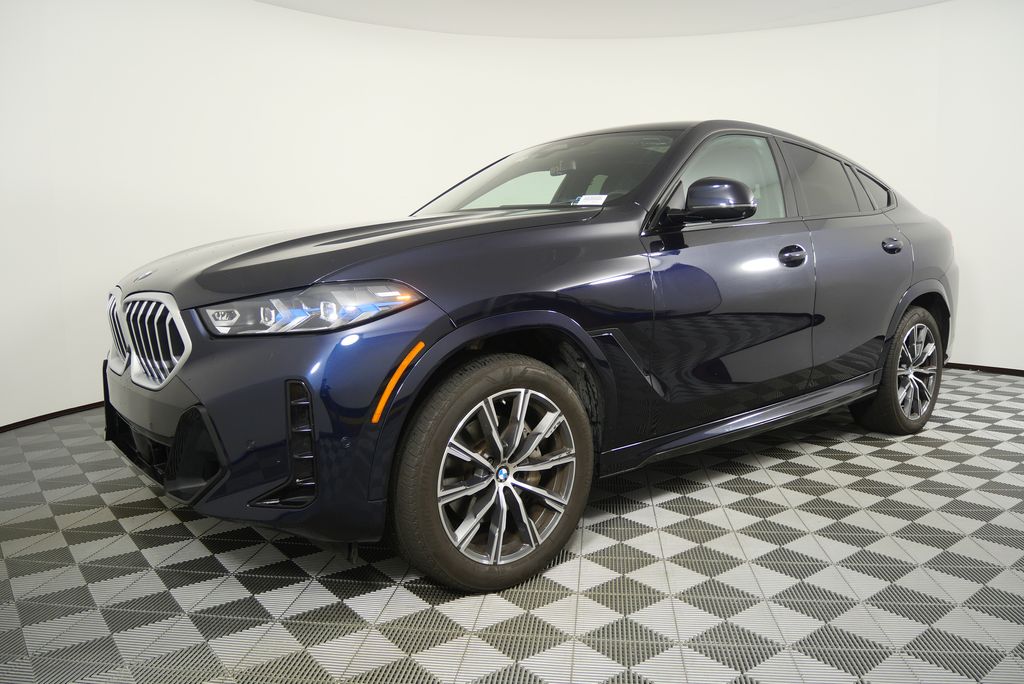 Thumbnail: 2025 BMW X6 - 8