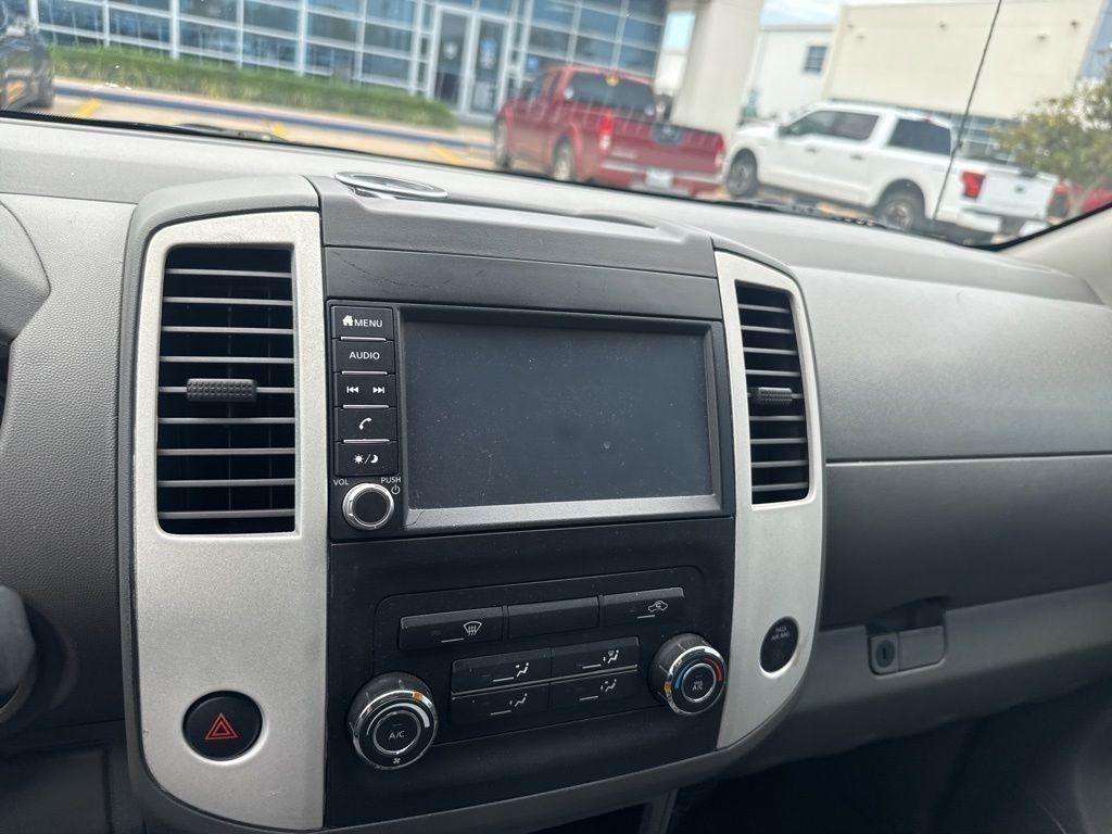 2019 Nissan Frontier SV White at Autostrade