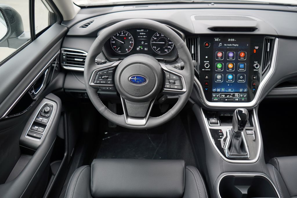 2025 Subaru Outback Touring 12