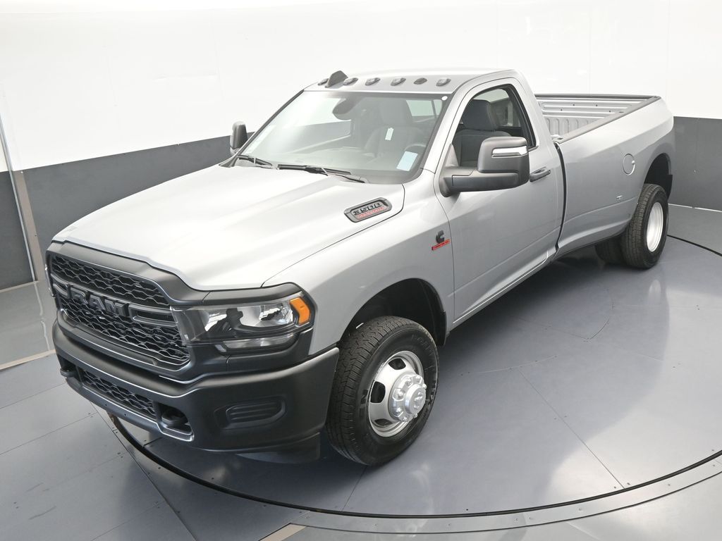 Used 2024 Billet Silver Metallic Clearcoat Ram Tradesman image 42
