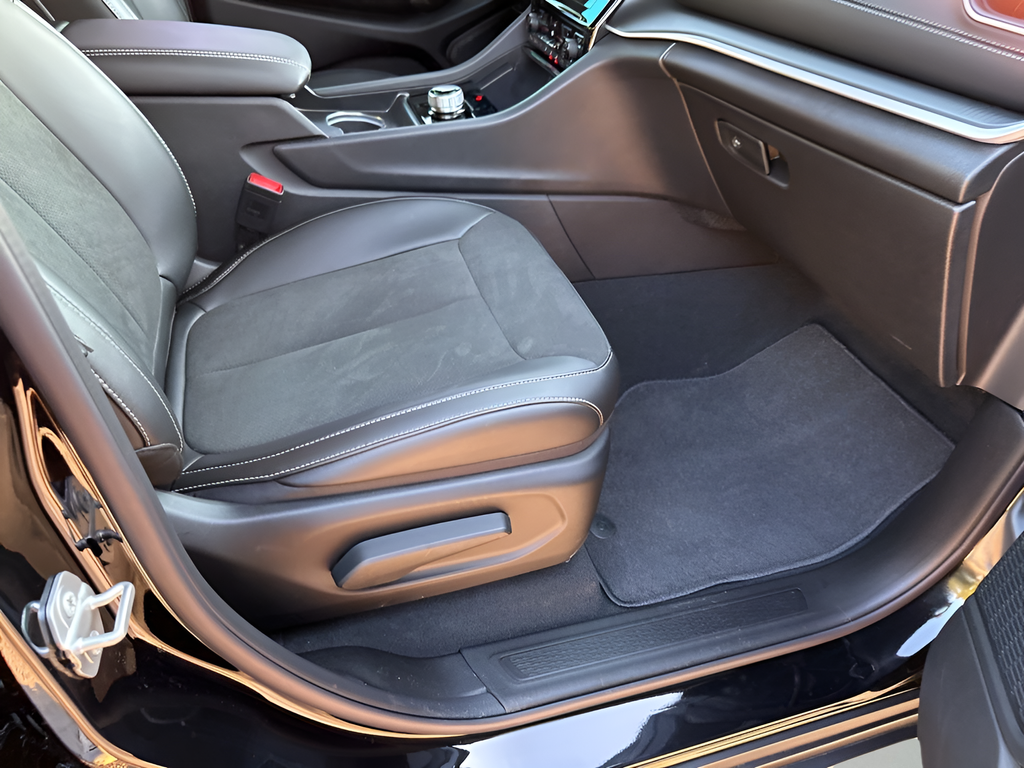 New Car 2025 Jeep Grand Cherokee  For Sale Under $50,000 In Austin, Texas