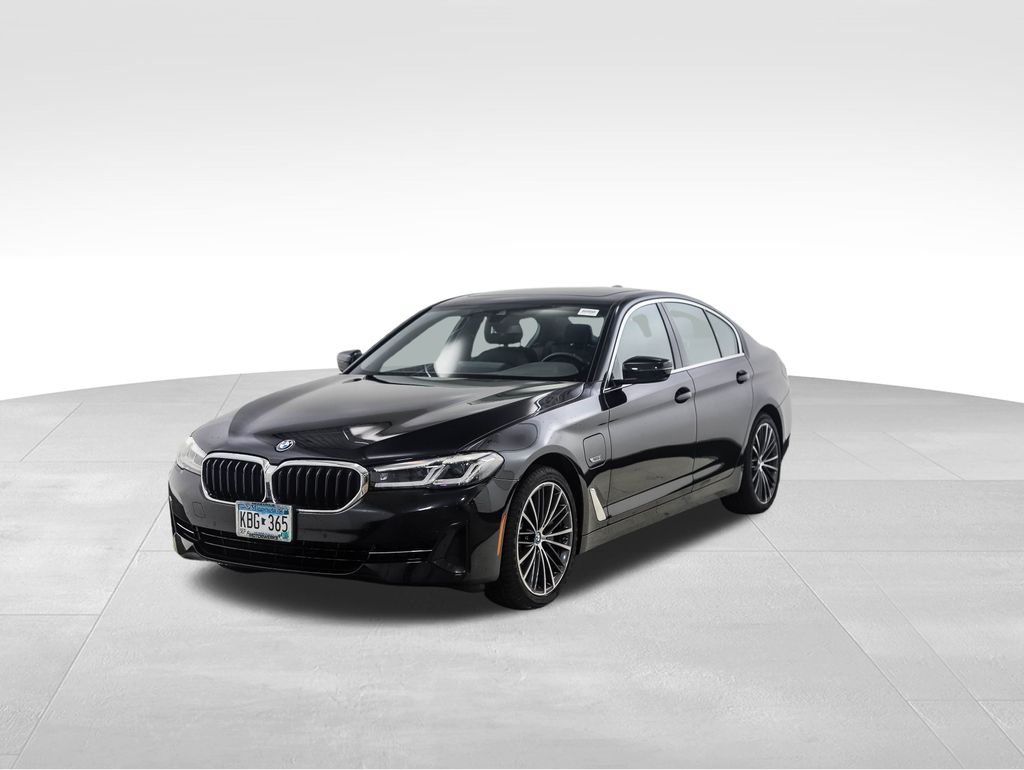 Thumbnail: 2023 BMW 5 Series - 1