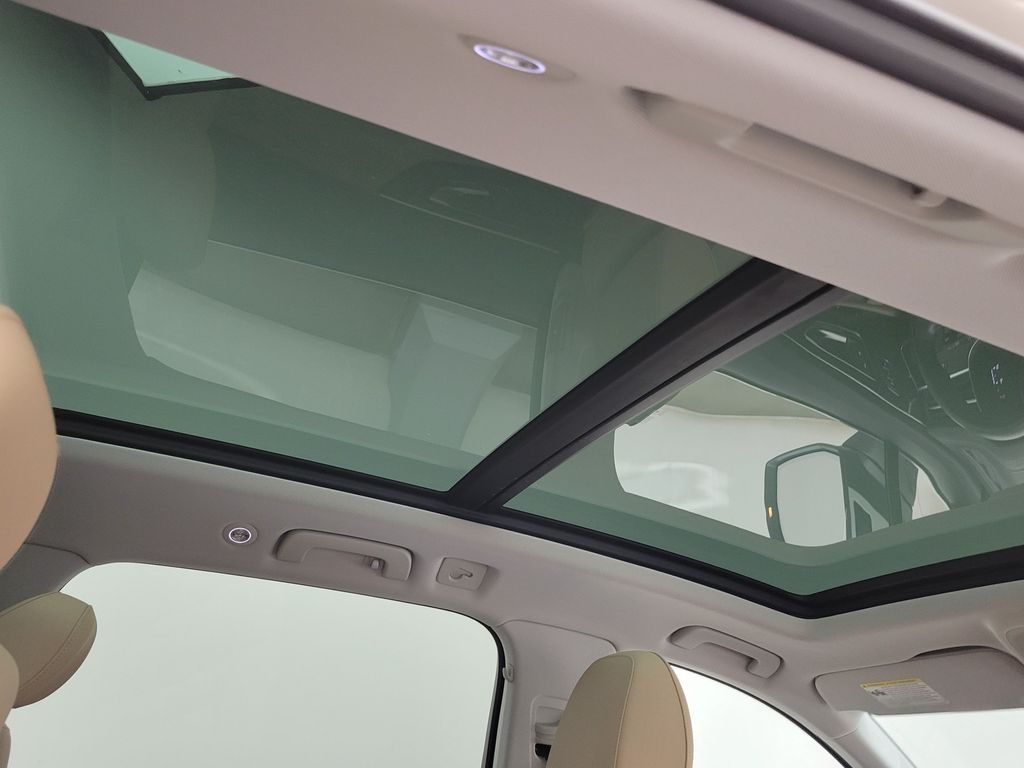 Thumbnail: 2023 Audi Q7 - 17