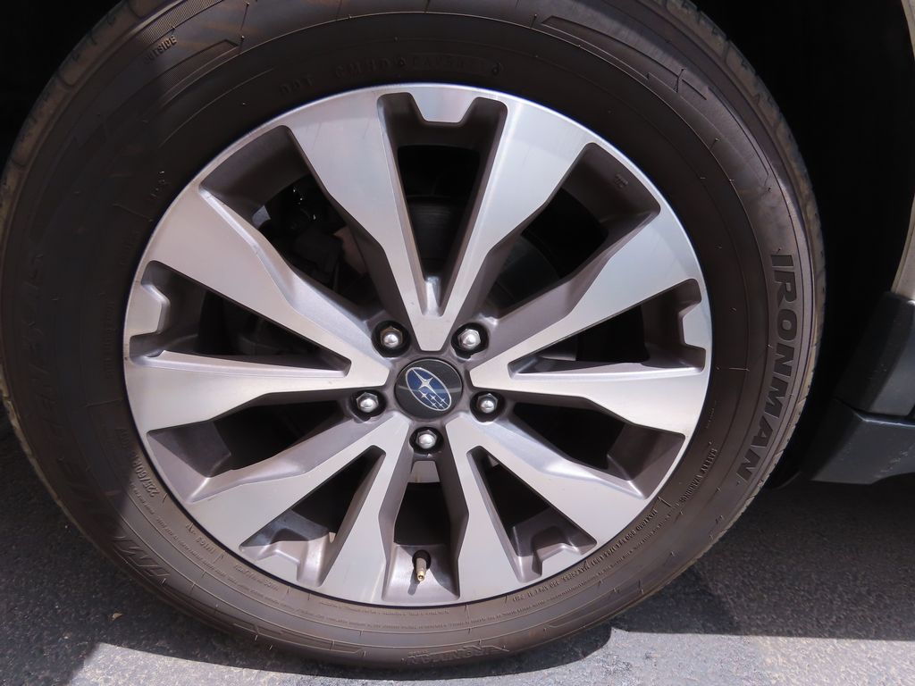 2019 Subaru Outback 2.5i Touring 15