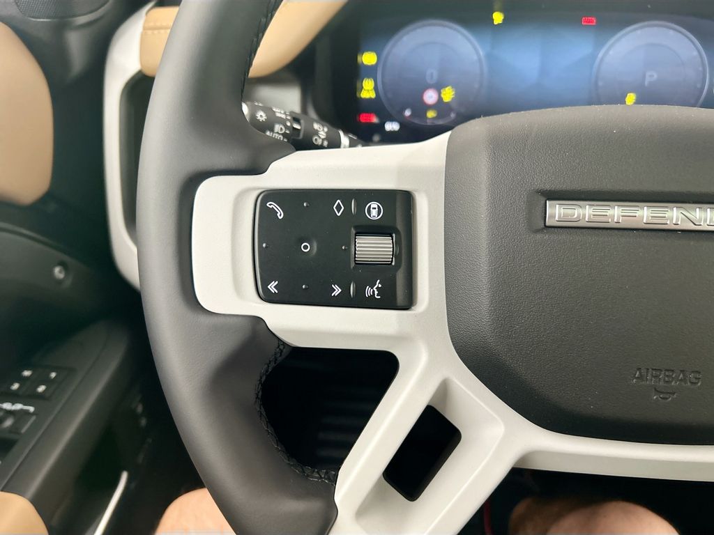Thumbnail: 2026 Land Rover Defender - 11